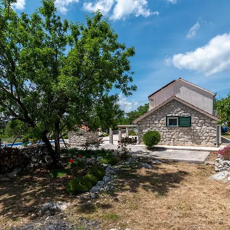 Сasa de vacaciones Zuza Bristivica