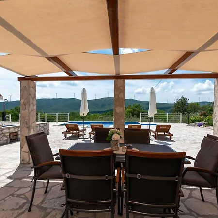 Zuza Сasa de vacaciones