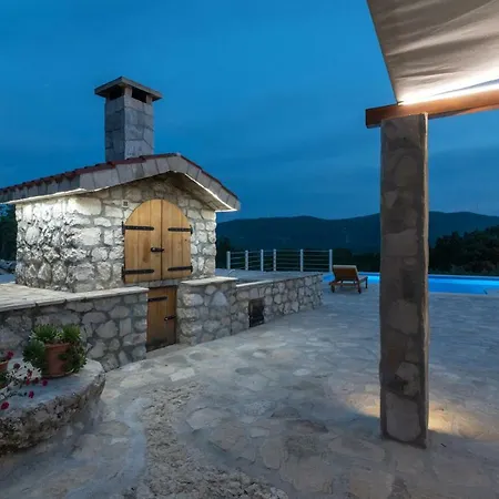 بيت للعطل Zuza *