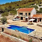 Zuza Holiday home