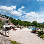Zuza Holiday home *