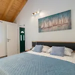 Zuza Holiday home *