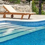 Zuza Holiday home *