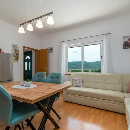 Zuza Holiday home
