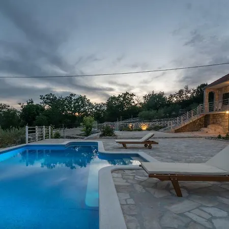Holiday home Zuza *