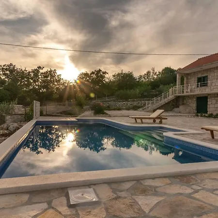 Holiday home Zuza *