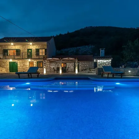 Holiday home Zuza *
